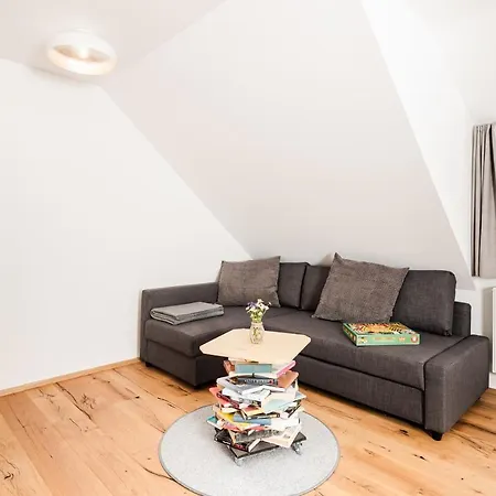 Ferienwohnung Tini´s Feinstes Mariapfarr Exterior foto