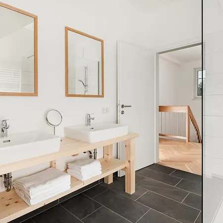 Ferienwohnung Tini´s Feinstes Mariapfarr Exterior foto